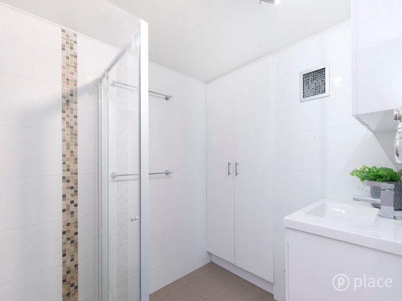 2/23 Salt Street, Windsor QLD 4030