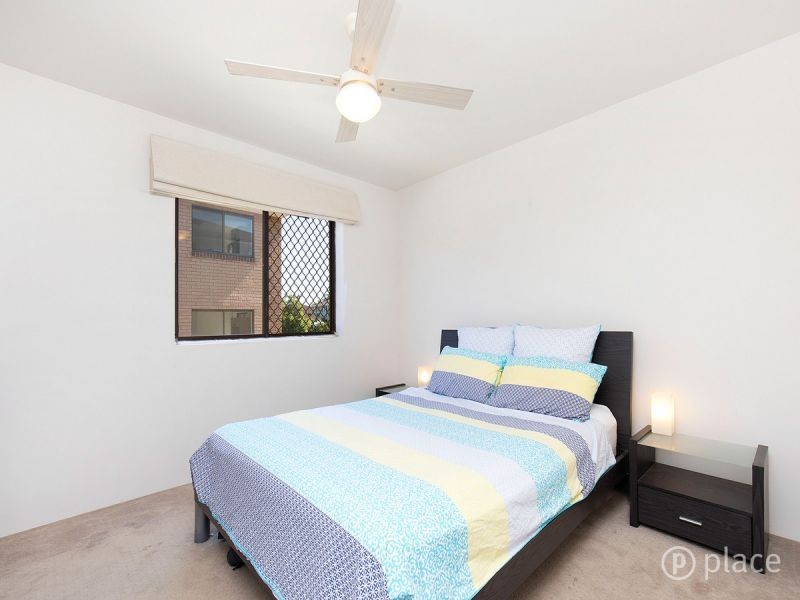 2/23 Salt Street, Windsor QLD 4030