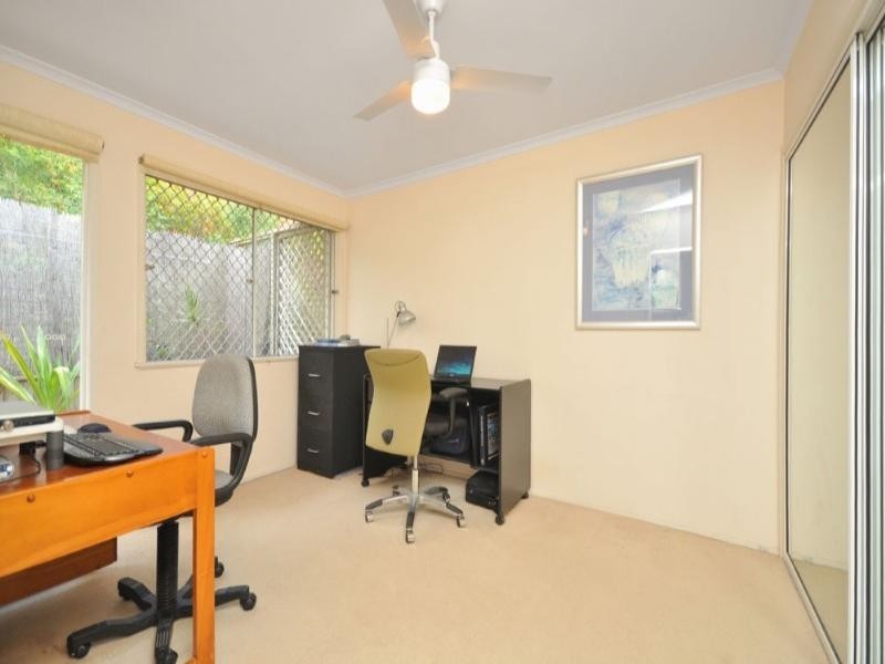 1-3/104 Carmody Road, St Lucia QLD 4067