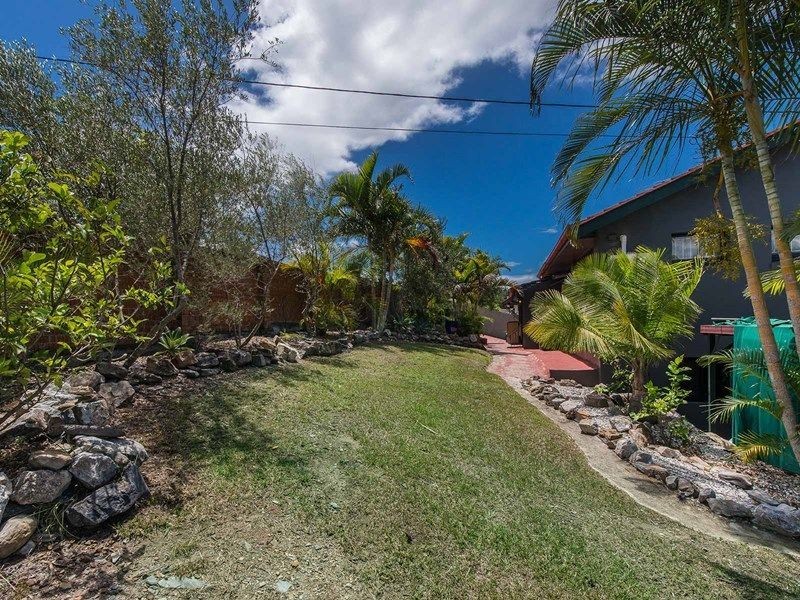 407  Nursery Road, Holland Park QLD 4121