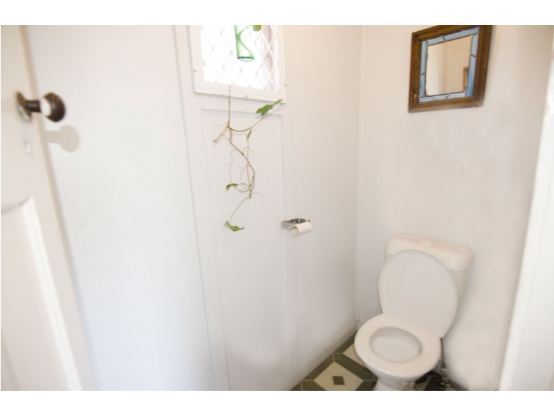 31 JUNCTION STREET, Woolloongabba QLD 4102