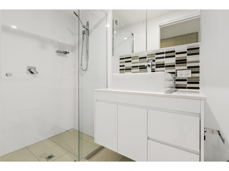 65/27 Manning Street, Milton QLD 4064