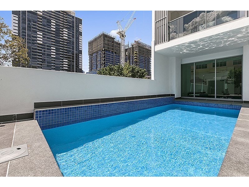 65/27 Manning Street, Milton QLD 4064