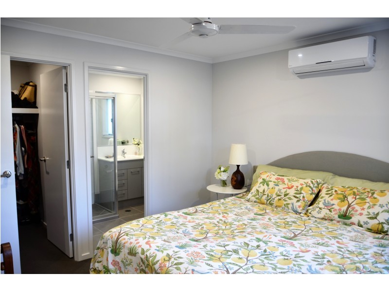 10 Panda Street, Dakabin QLD 4503