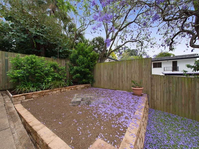 4/104  Carmody road, St Lucia QLD 4067