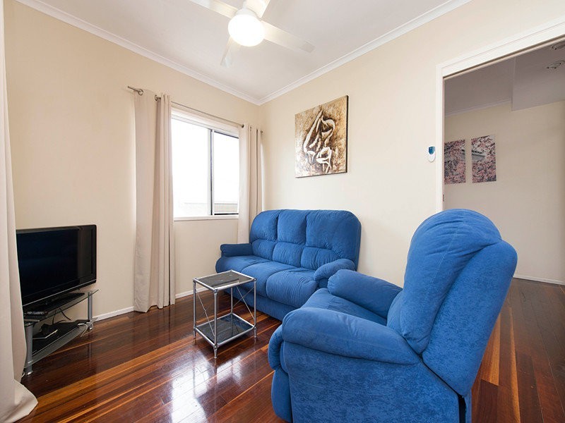 4/104  Carmody road, St Lucia QLD 4067