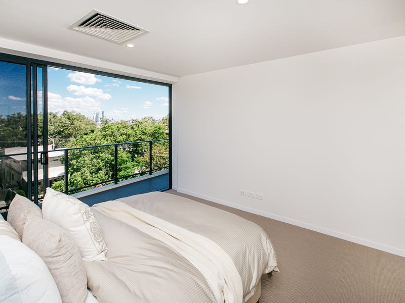 35 Burdett Street, Albion QLD 4010