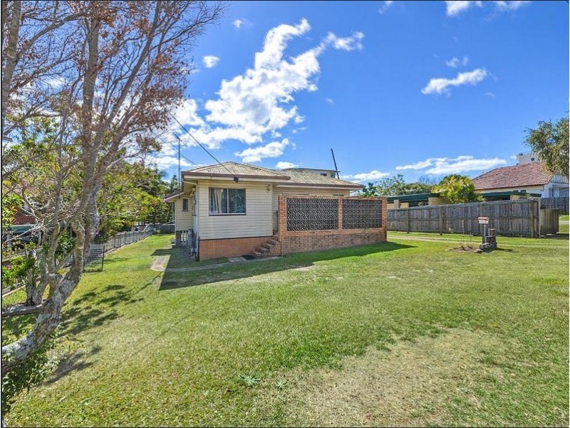 30 Dix Street, Redcliffe QLD 4020