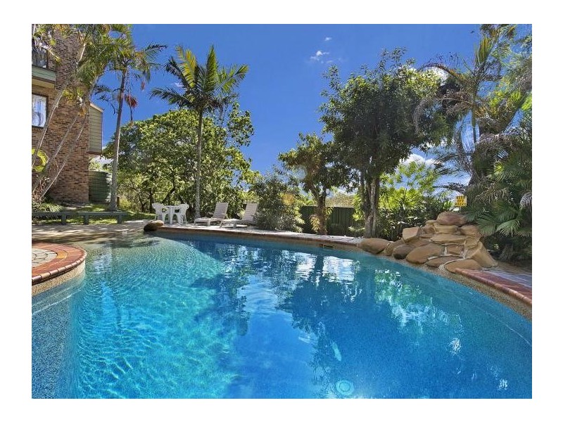 Room 2 40/11 Ascog Terrace, Toowong QLD 4066
