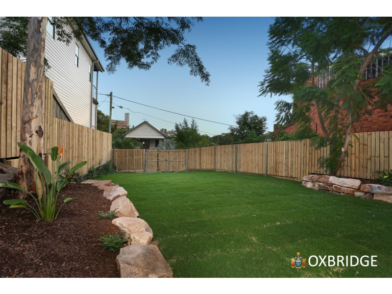 60 Kennigo Street, Spring Hill QLD 4000