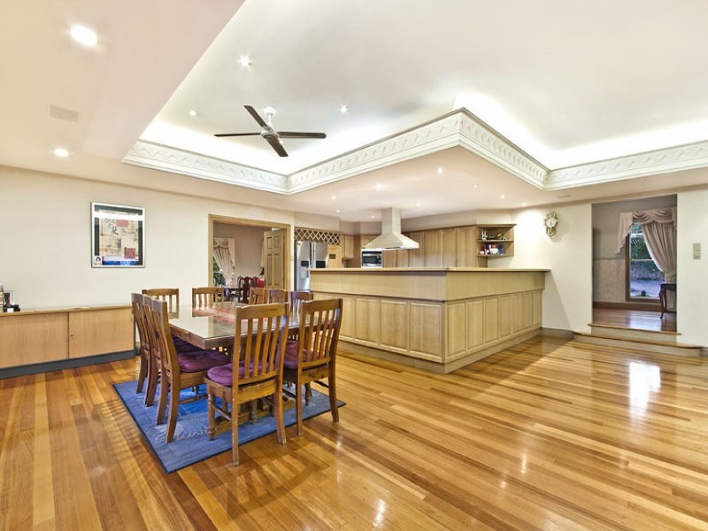 114 Dennis Road, Springwood QLD 4127