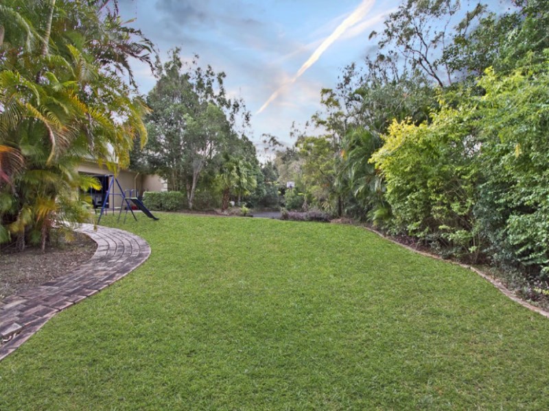 114 Dennis Road, Springwood QLD 4127