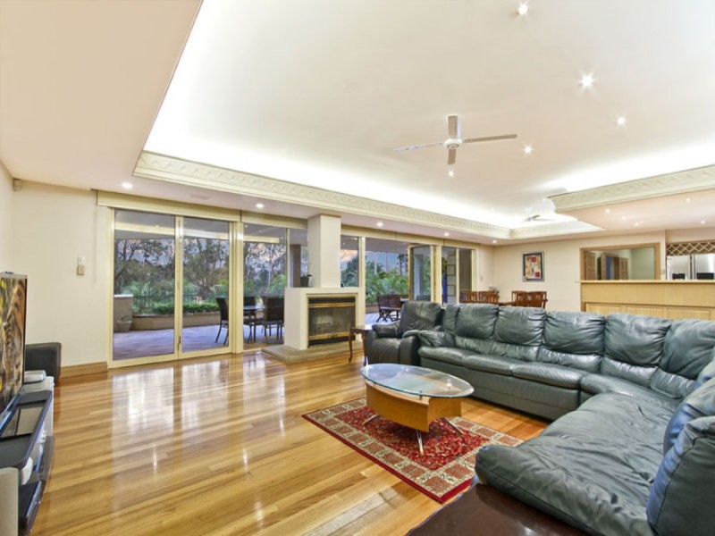 114 Dennis Road, Springwood QLD 4127