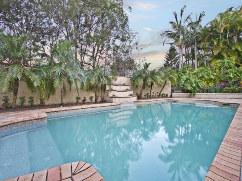 114 Dennis Road, Springwood QLD 4127