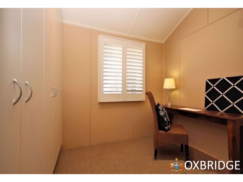 15 Coolibah Street, Silkstone QLD 4304