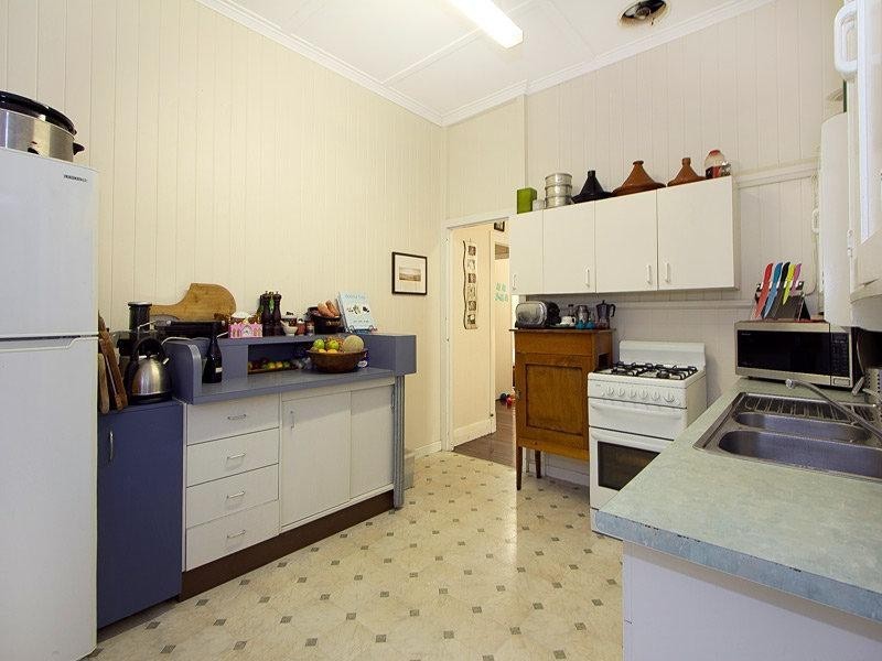 20 Harrys Road, Taringa QLD 4068