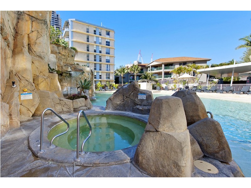 902/18 Fern Street, Surfers Paradise QLD 4217