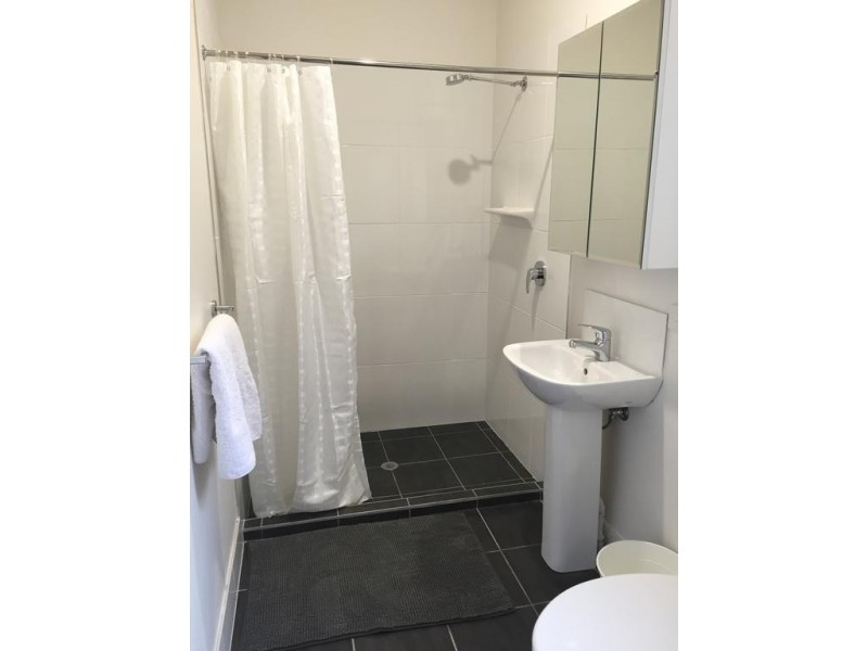 1 Sir Fred Schonell Drive, St Lucia QLD 4067