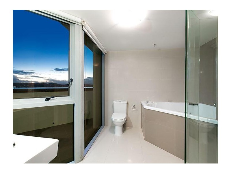 BEDROOM 1 OF UN Tank Street, Brisbane City QLD 4000