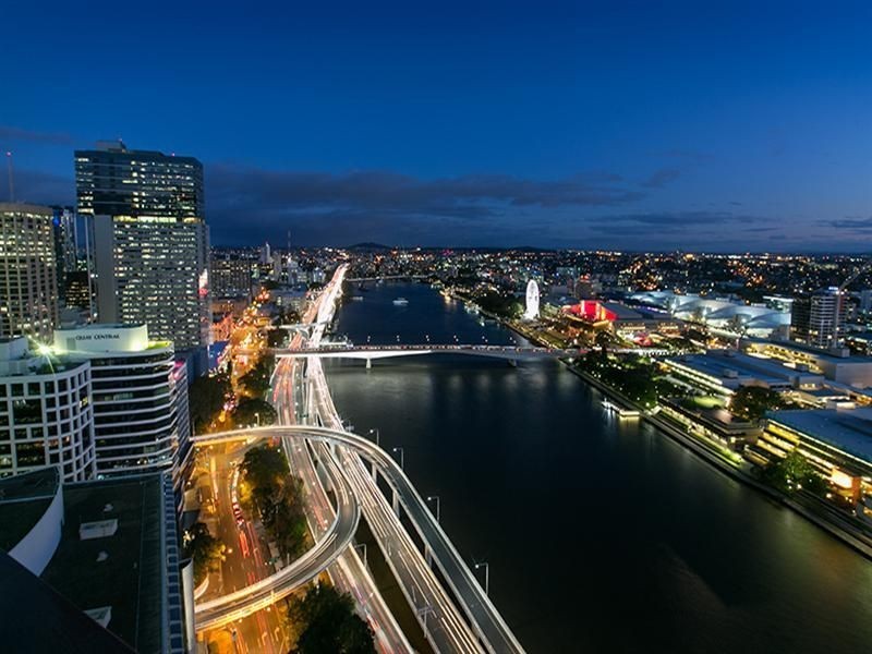 BEDROOM 1 OF UN Tank Street, Brisbane City QLD 4000