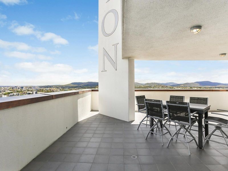 BEDROOM 1 OF UN Tank Street, Brisbane City QLD 4000