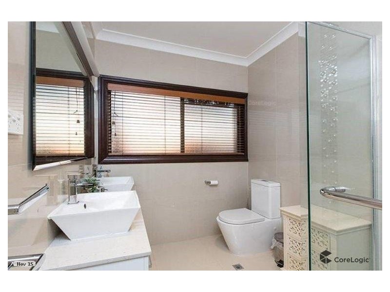 21 Hearnville Street, Robertson QLD 4109