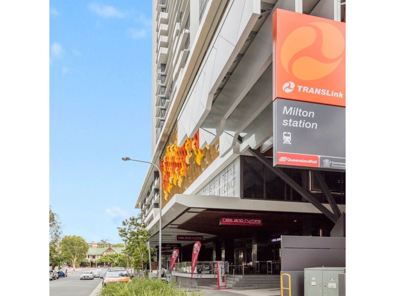 Room 1/1/333 Milton Road, Auchenflower QLD 4066