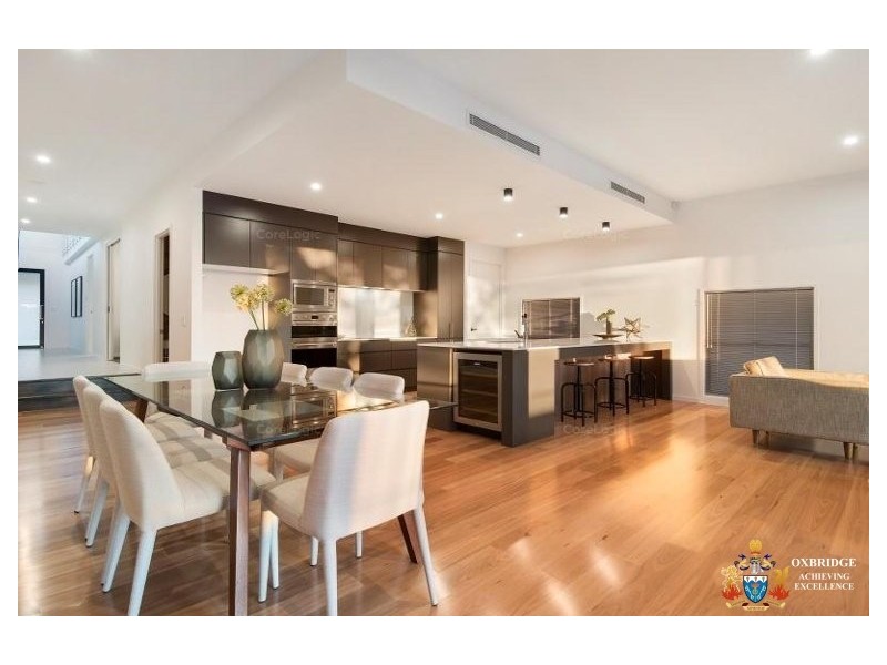 32-34 Teesdale Street, Corinda QLD 4075