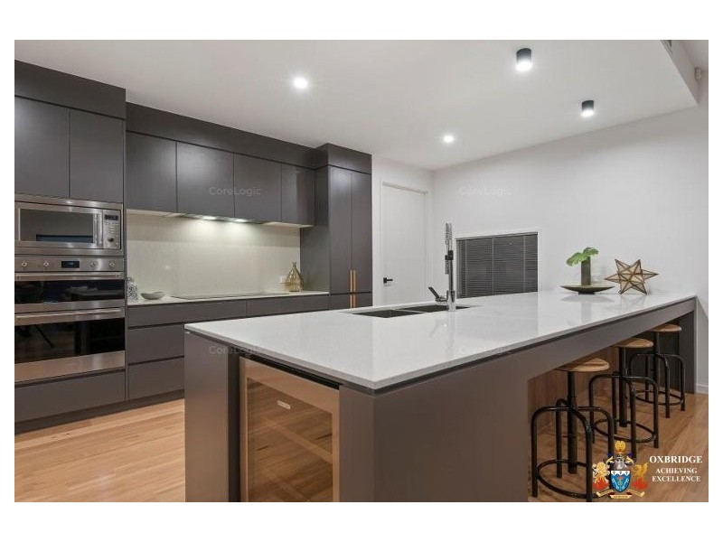 32-34 Teesdale Street, Corinda QLD 4075