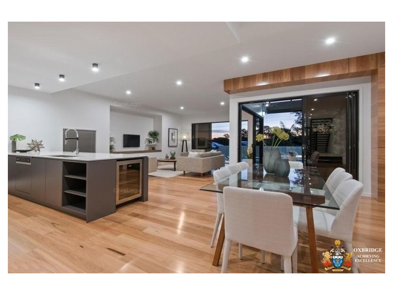 32-34 Teesdale Street, Corinda QLD 4075