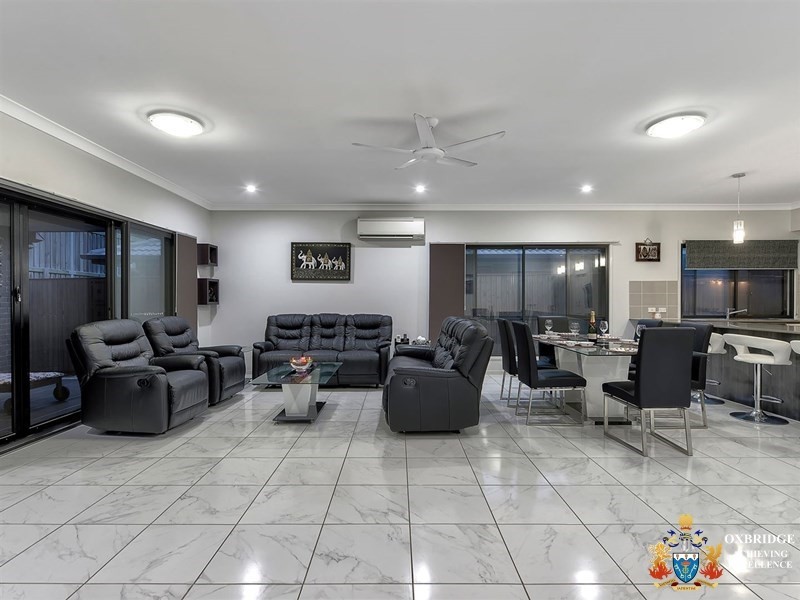 40 Windjana Crescent, Fitzgibbon QLD 4018