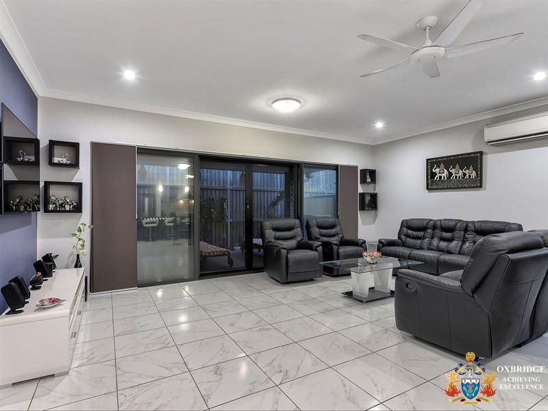 40 Windjana Crescent, Fitzgibbon QLD 4018