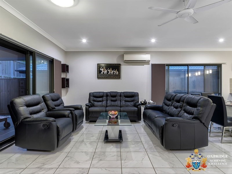 40 Windjana Crescent, Fitzgibbon QLD 4018