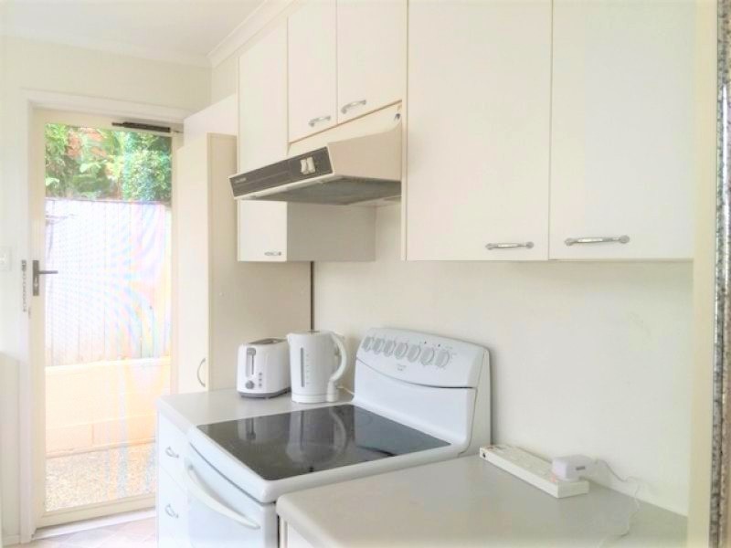Room 1/1/104 CARMODY ROAD, St Lucia QLD 4067