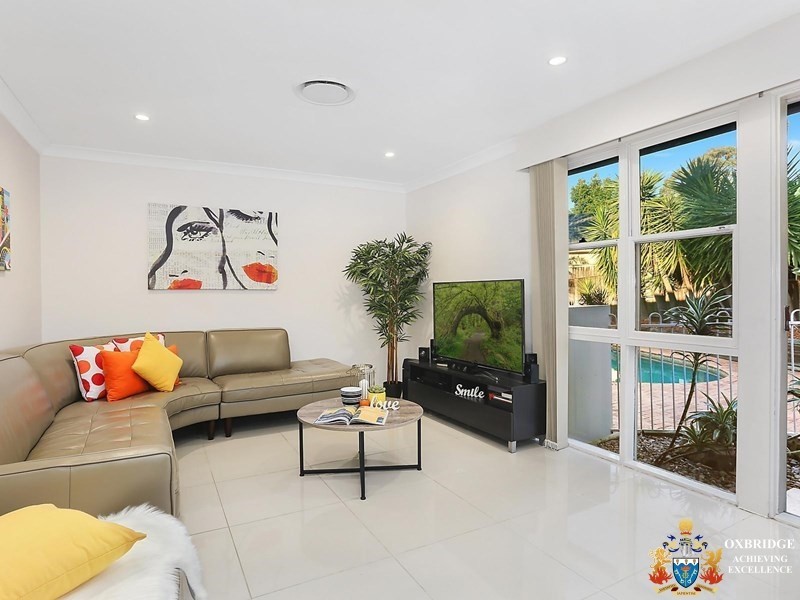 9 Carnegie Place, Castle Hill NSW 2154