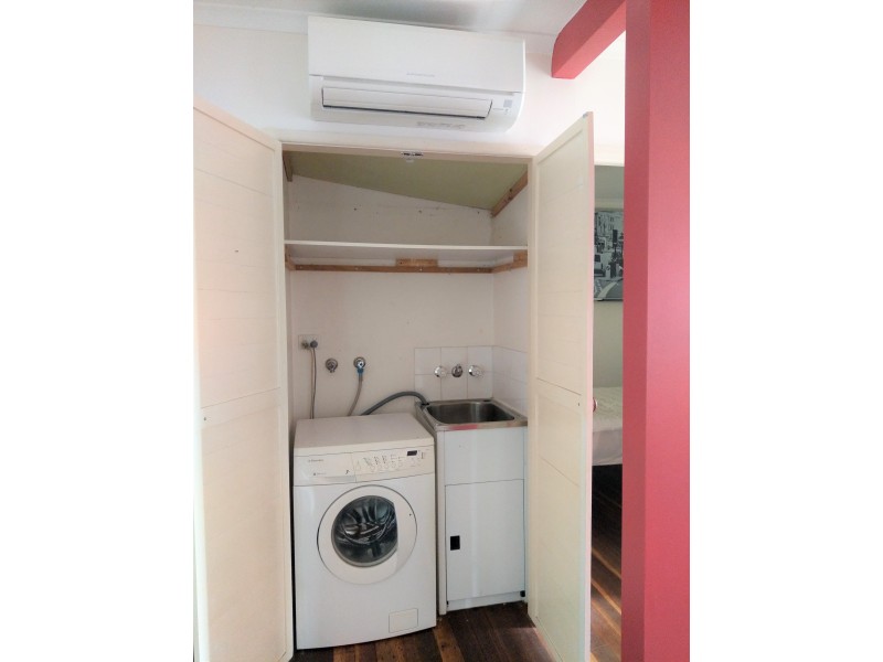 3/104 CARMODY ROAD, St Lucia QLD 4067