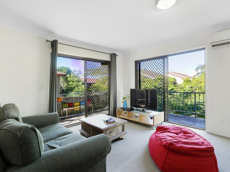 4/34 Imperial Parade, Labrador QLD 4215