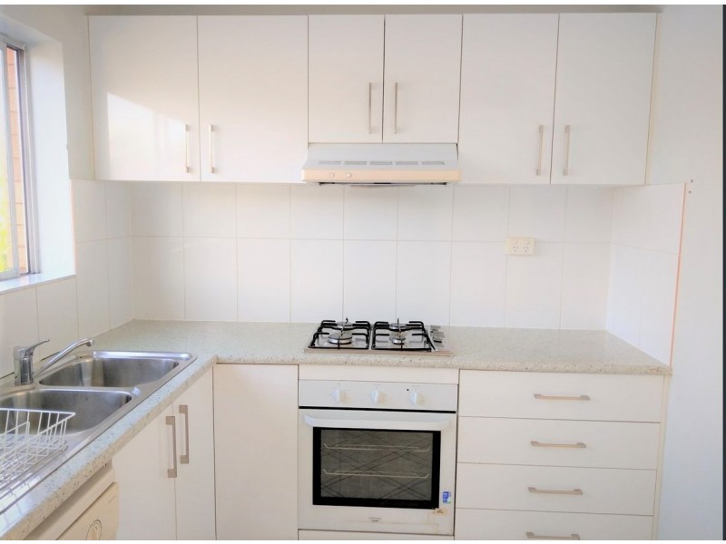 3/12  Cross Street, Fairfield QLD 4103