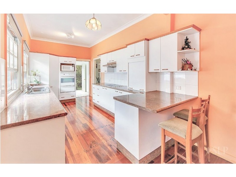 Room 11/42 Macdonnell Street, Toowong QLD 4066