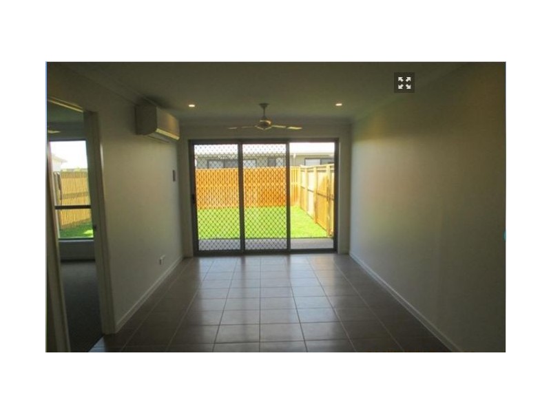 1 & 2 /5 Intelligence Street, Oonoonba QLD 4811