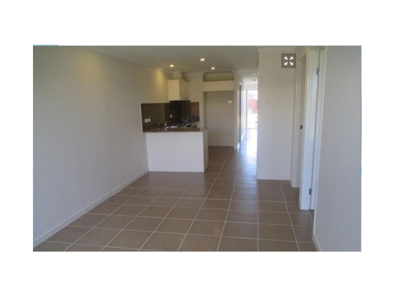 1 & 2 /5 Intelligence Street, Oonoonba QLD 4811