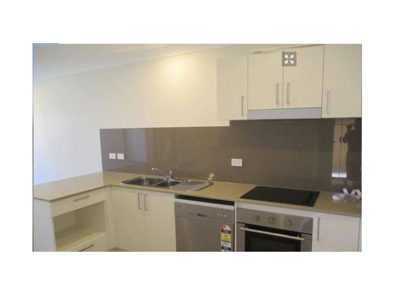 1 & 2 /5 Intelligence Street, Oonoonba QLD 4811