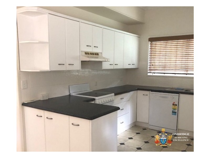 11 Depper Street, St Lucia QLD 4067