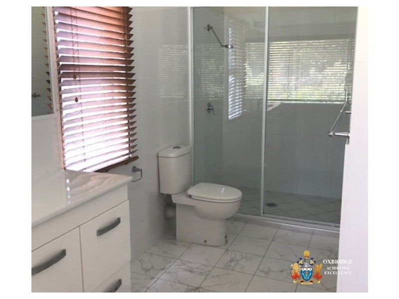 11 Depper Street, St Lucia QLD 4067