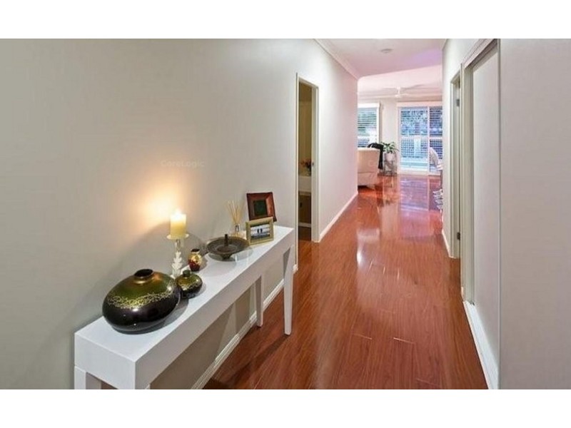 10 South Quay Drive, Biggera Waters QLD 4216