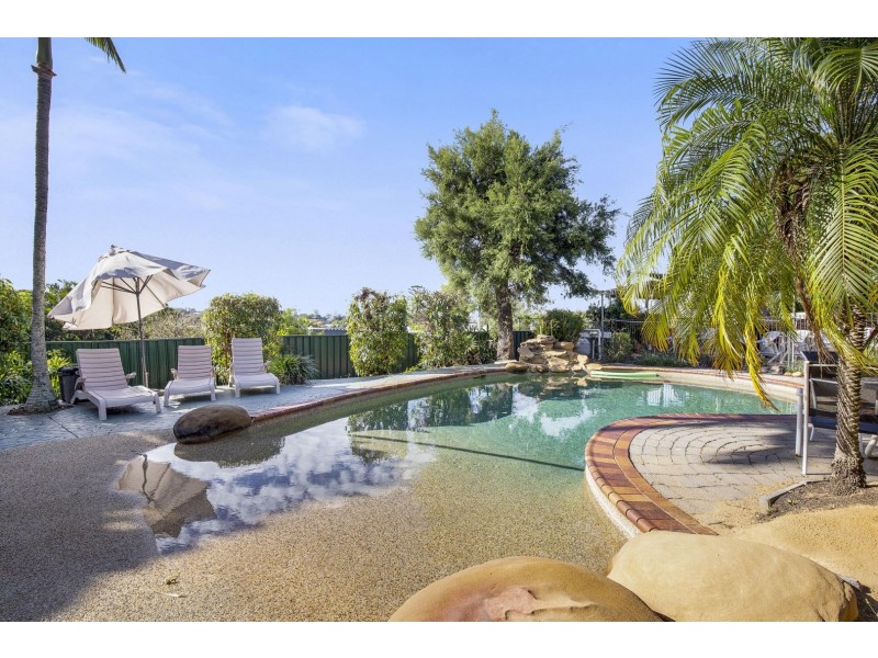 Room 2/11 Ascog Terrace, Toowong QLD 4066