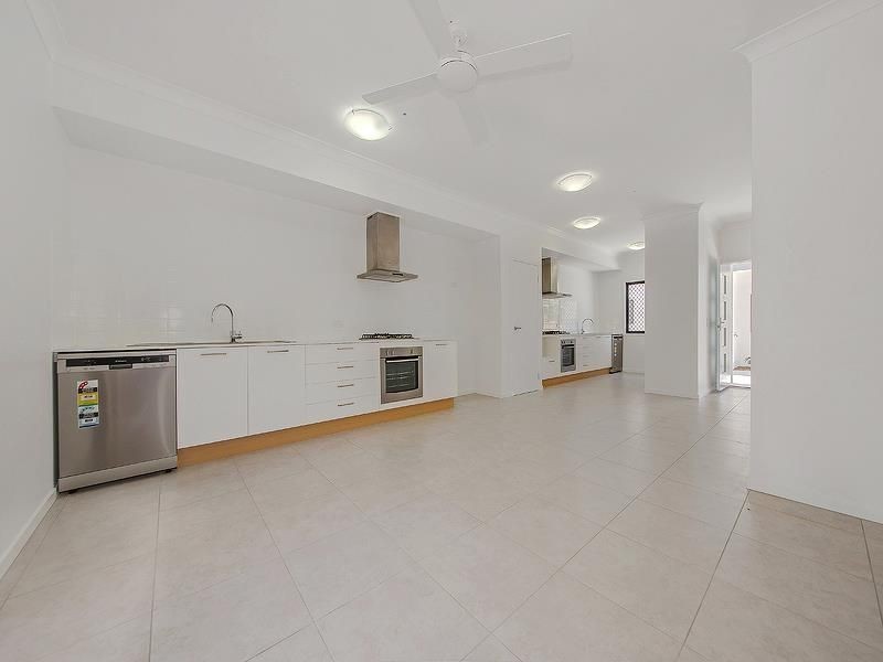 Room 4/1/111  Richmond Road, Morningside QLD 4170