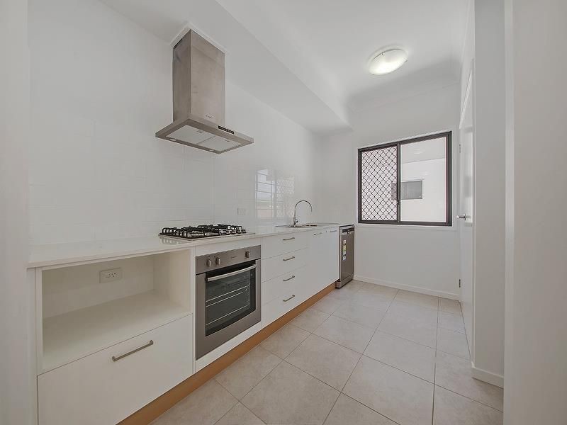 Room 4/1/111  Richmond Road, Morningside QLD 4170