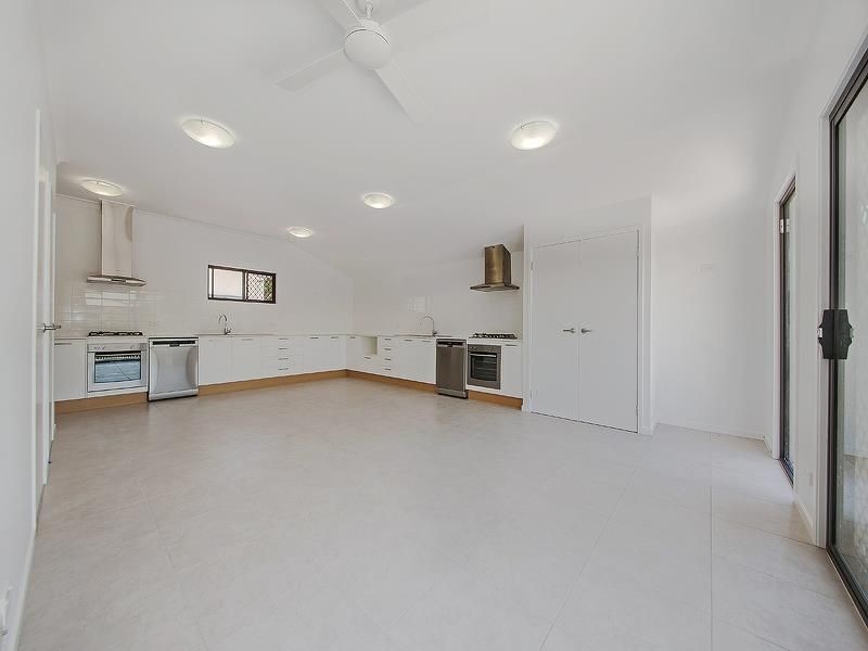 Room 4/1/111  Richmond Road, Morningside QLD 4170