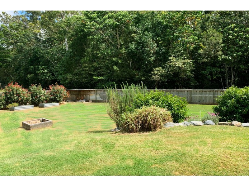 42 Otto Nothling Place, Beerwah QLD 4519